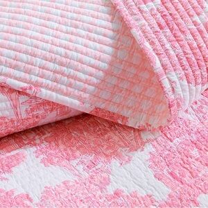 NWT Lilly Pulitzer for Pottery Barn Kids Pink Toile Quilt